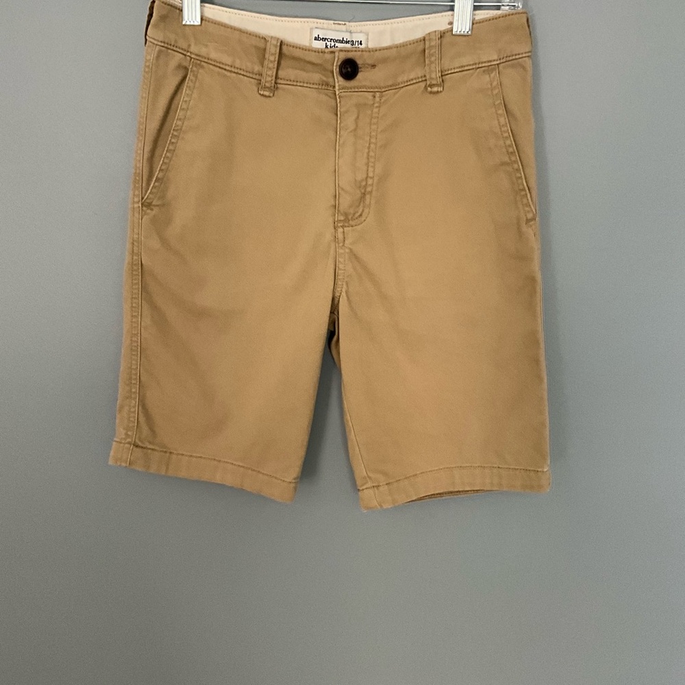 BOYS ABERCROMBIE KIDS KHAKI SHORTS SIZE 13/14
